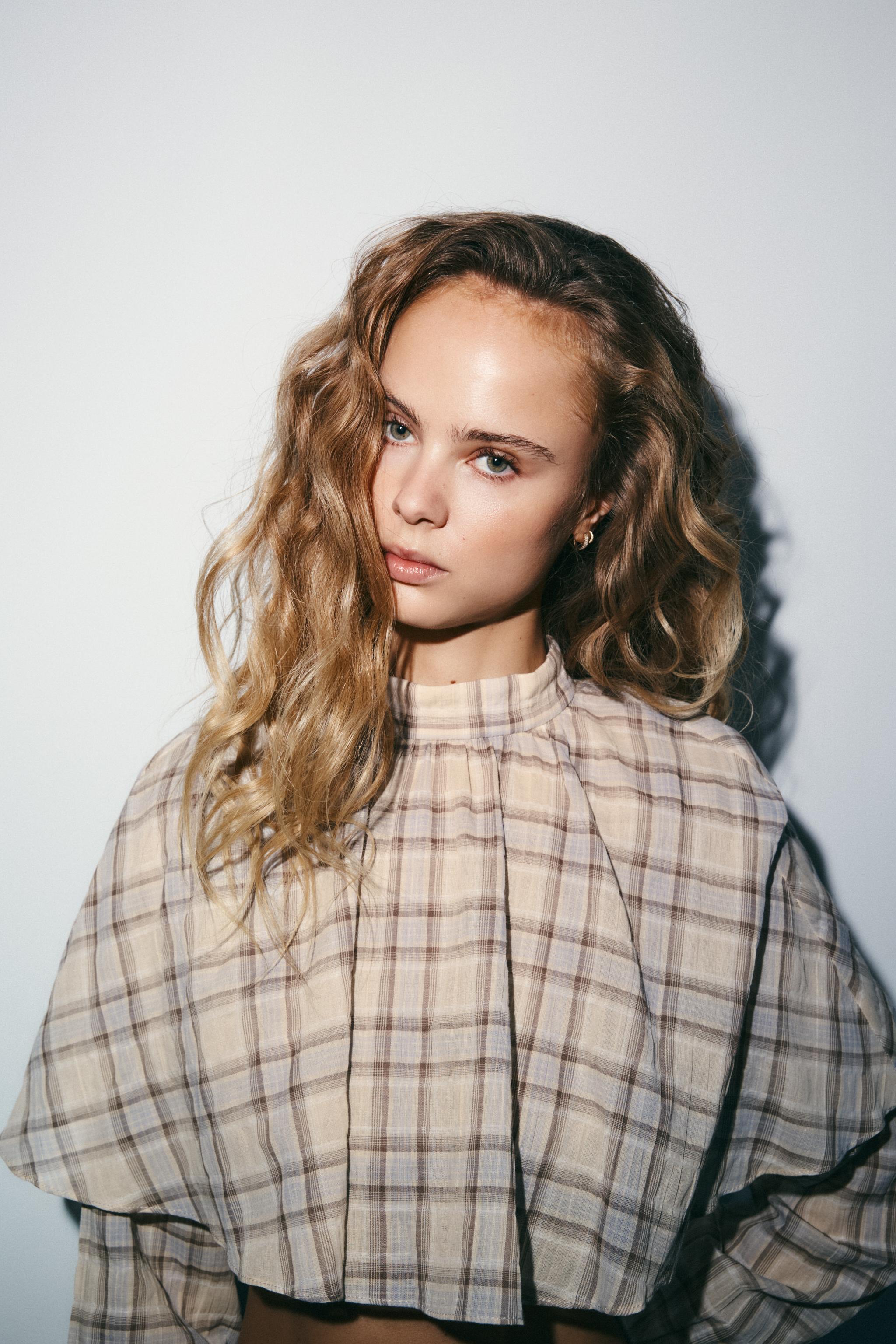 PLAID CAPE CROP TOP